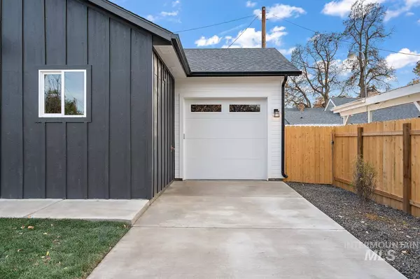 507 E Washington Ave, Nampa, ID 83646