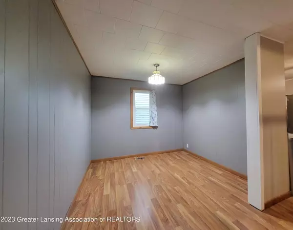 5404 Wexford Road, Lansing, MI 48911, Lansing, MI 48911