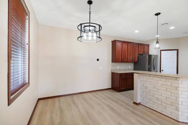 15652 Emerald DR N #9, Hugo, MN 55038