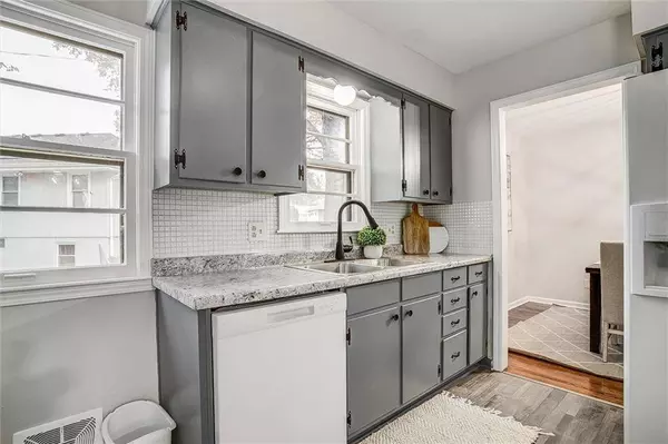 15513 E 45th PL, Independence, MO 64055