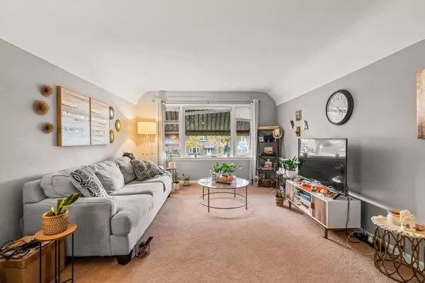 3466 S 34th St, Milwaukee, WI 53215