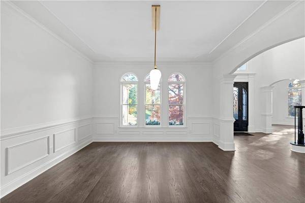 695 Highland Oaks DR SW, Atlanta, GA 30331