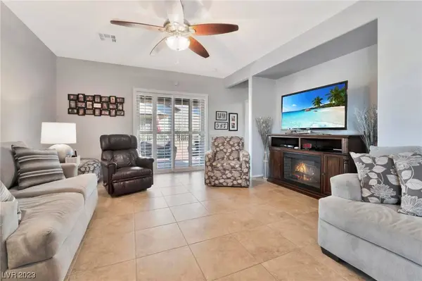 3854 Paint Court, Las Vegas, NV 89122