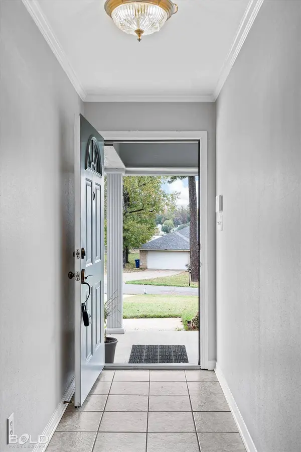 3715 Crestview Drive, Shreveport, LA 71119