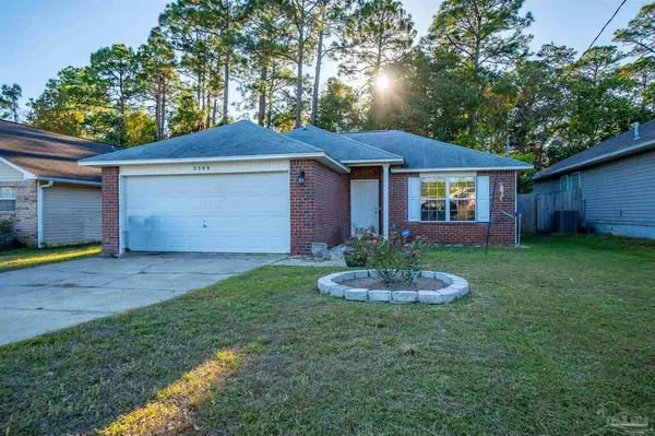 2509 Gulf Breeze Ave, Pensacola, FL 32507
