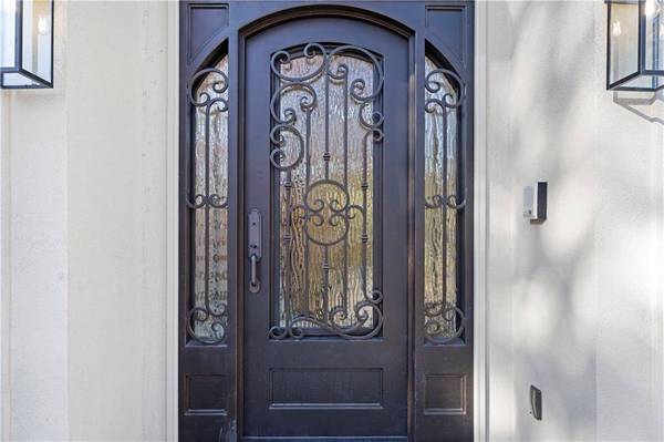 695 Highland Oaks DR SW, Atlanta, GA 30331