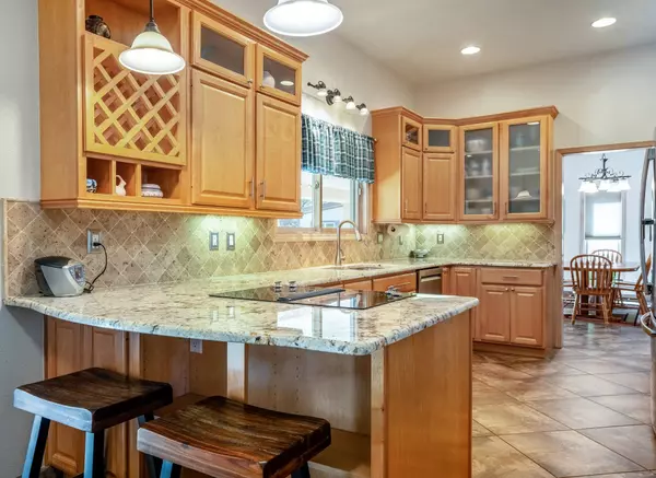 409 Brighton DR, Los Alamos, NM 87547