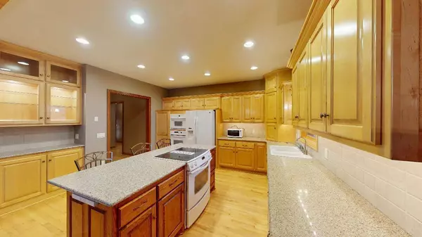 21968 Garnet ST NW, Nowthen, MN 55330