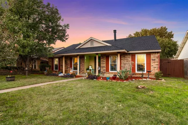 2836 Oxford Lane, Flower Mound, TX 75028