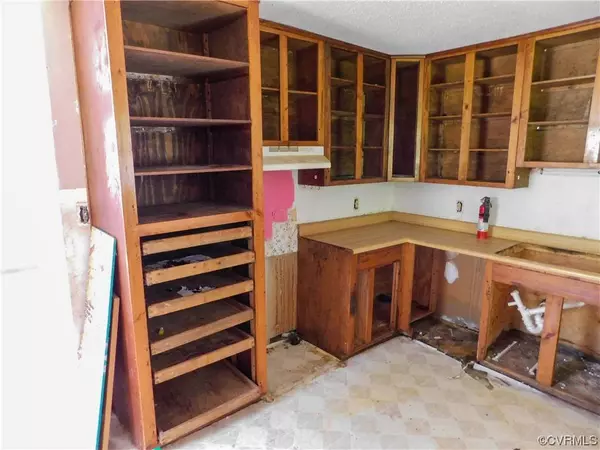 114 Allyson DR, Williamsburg, VA 23188