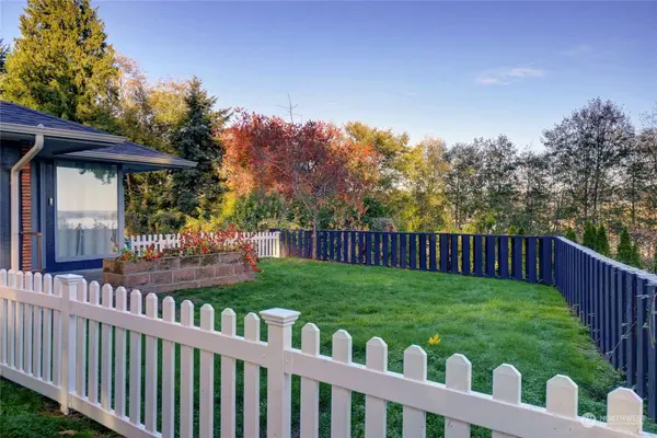 3624 Dahl RD NW, Silverdale, WA 98383