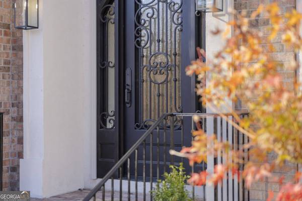 695 SW Highland Oaks DR SW, South Fulton, GA 30331