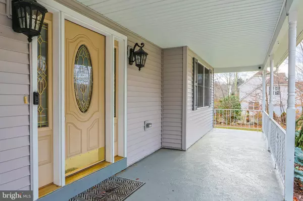 237 SCENIC DR, Blakeslee, PA 18610