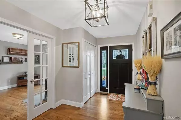 5426 MORNINGVIEW, Brighton, MI 48114