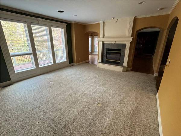 5504 93rd ST, Kansas City, MO 64154