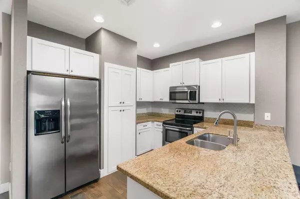 1175 Sepia LN, Lake Worth Beach, FL 33461