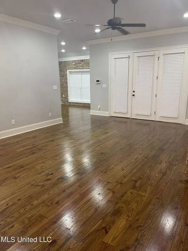 105 Coldwater Circle, Clinton, MS 39056