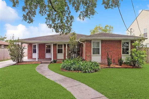 5412 CHATHAM DR, New Orleans, LA 70122