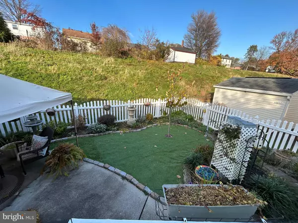 386 W CEDAR ST, Palmyra, PA 17078