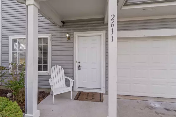 2611 Fraiser Fir DR, Greenwood, IN 46143