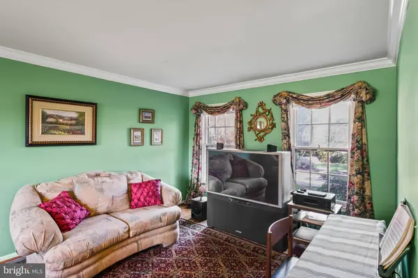 14422 COACHWAY DR, Centreville, VA 20120