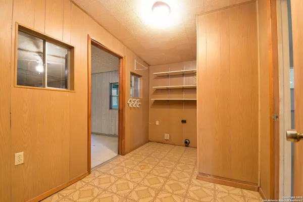 219 Serna Park, San Antonio, TX 78218