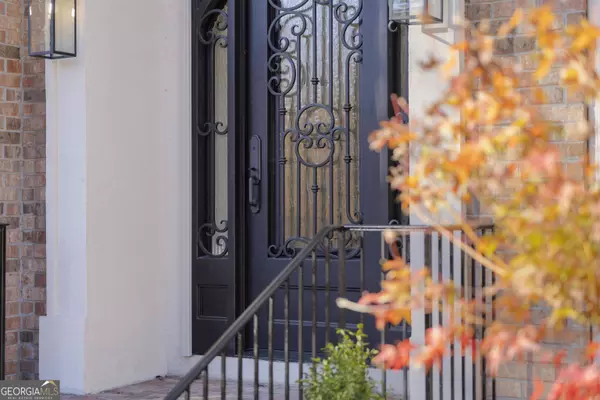 695 SW Highland Oaks DR SW, South Fulton, GA 30331