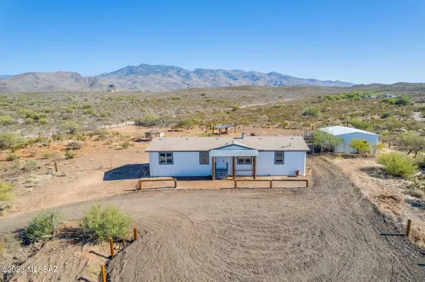 12420 S Agua Verde Road, Vail, AZ 85641