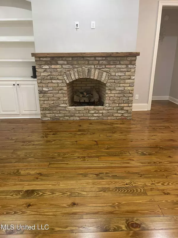 105 Coldwater Circle, Clinton, MS 39056