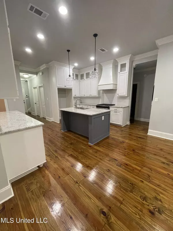 105 Coldwater Circle, Clinton, MS 39056