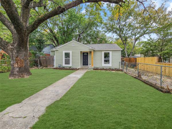 317 N retta Street, Fort Worth, TX 76111