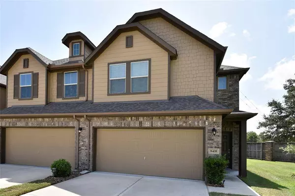 8435 Hawthorn Valley LN, Houston, TX 77095