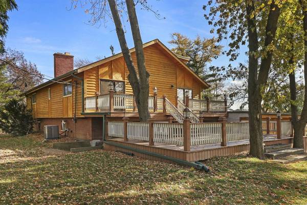 1432 Sunset DR, Schaumburg, IL 60193