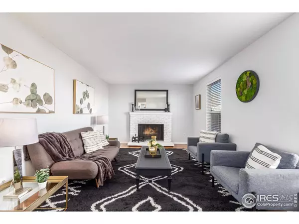 1184 S Truckee Way, Aurora, CO 80017