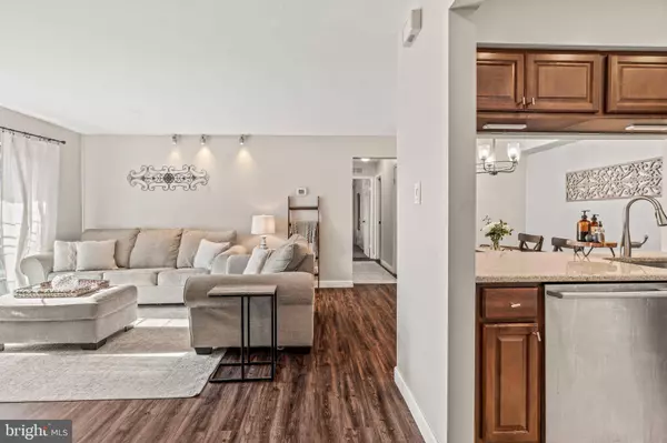 407-A HARWOOD CT, Mount Laurel, NJ 08054