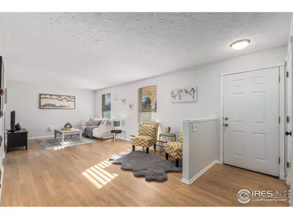 1184 S Truckee Way, Aurora, CO 80017