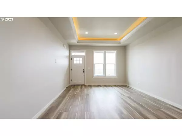 2379 W 9th AVE, Junction City, OR 97448