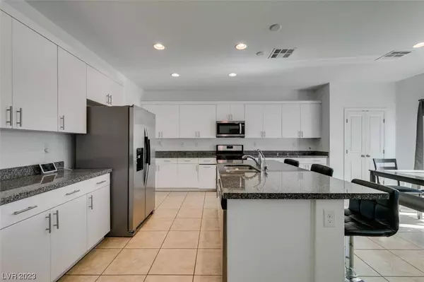 131 Moon Ranch Avenue, North Las Vegas, NV 89031