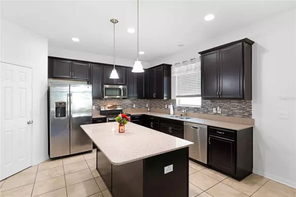 2568 EGRET LOOP, Kissimmee, FL 34743