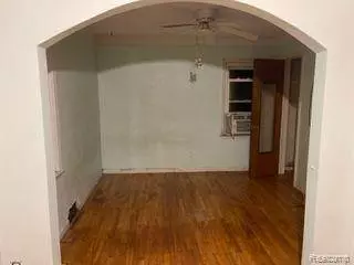 3173 DETROIT Street, Dearborn, MI 48124