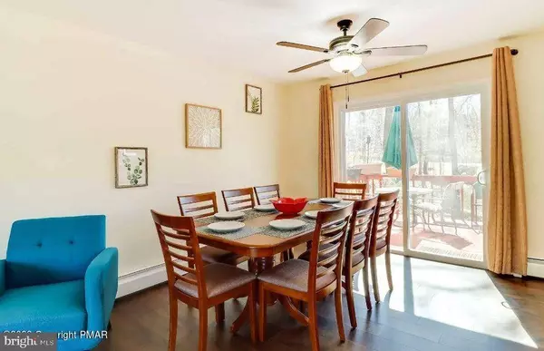 3212 FOXDALE TER, East Stroudsburg, PA 18301