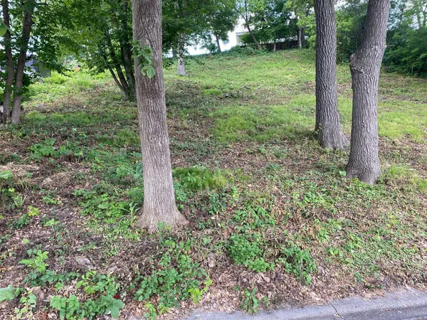 4642 Kingsdale DR, Bloomington, MN 55437