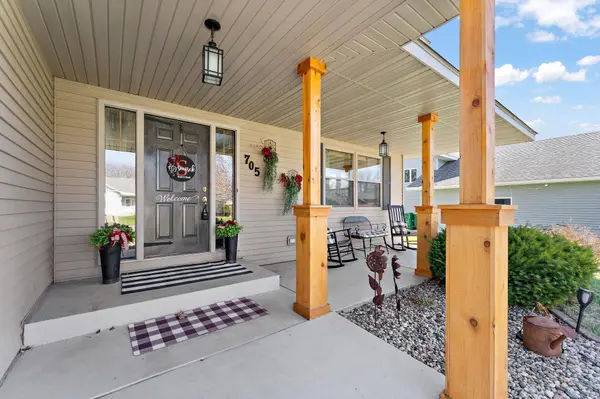 705 W Welco DR, Montgomery, MN 56069