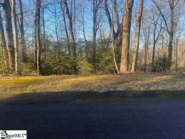 405 Cliff Ridge Drive, Cleveland, SC 29635