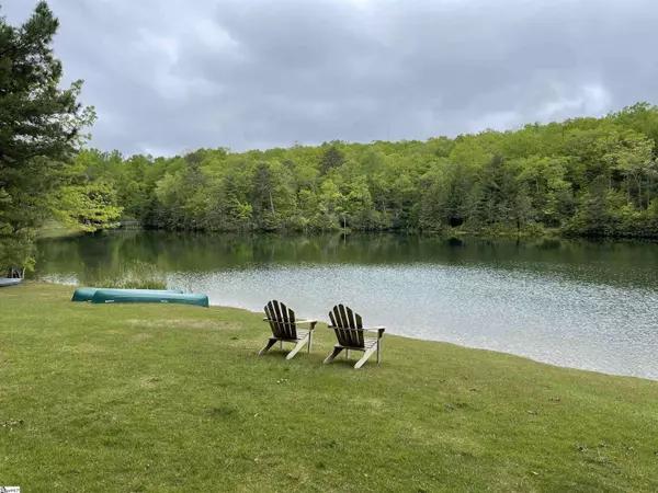 405 Cliff Ridge Drive, Cleveland, SC 29635