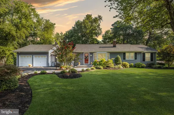 201 WOODLAND AVE, Medford, NJ 08055