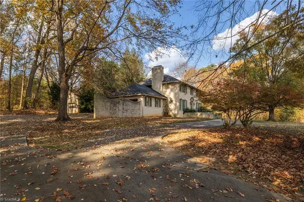 5906 Cardinal Lake DR, Greensboro, NC 27410