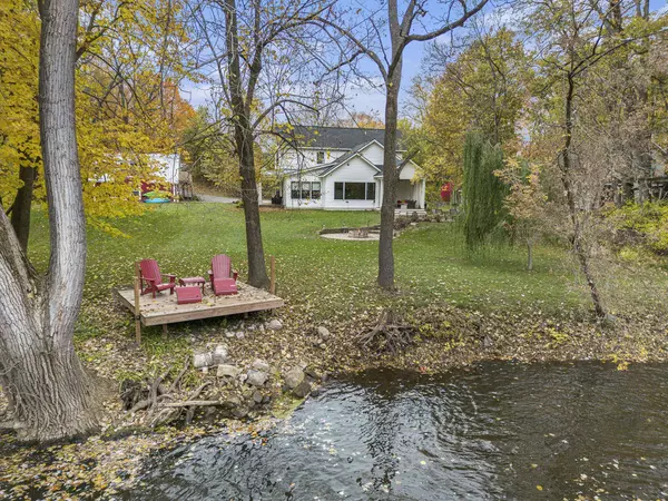 6800 Thornapple River SE Drive, Alto, MI 49302