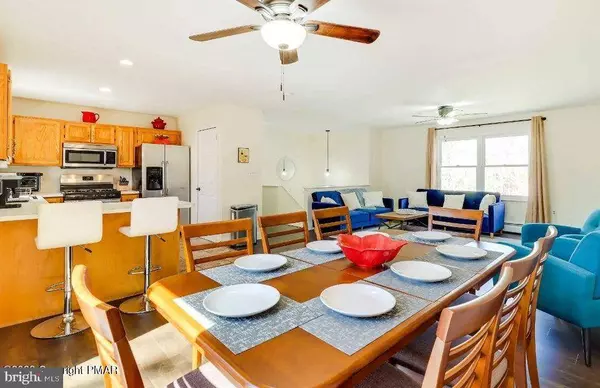 3212 FOXDALE TER, East Stroudsburg, PA 18301