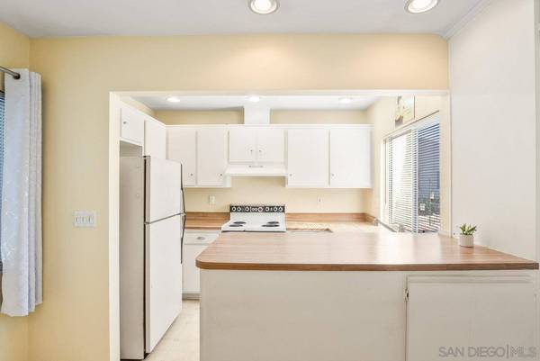 3246 Ashford St #K, San Diego, CA 92111